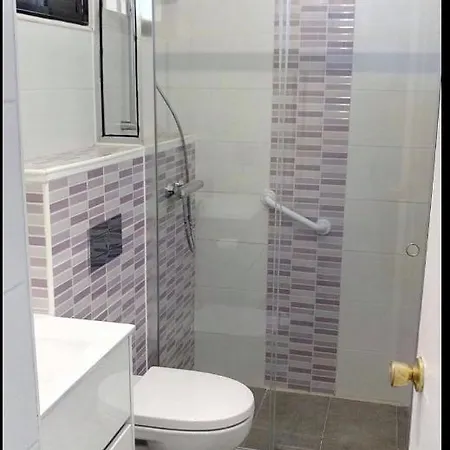 Entire Apartament With Private Terrace And Wifi Lejlighed *