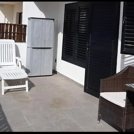 Apartment Entire Apartament With Private Terrace And Wifi *